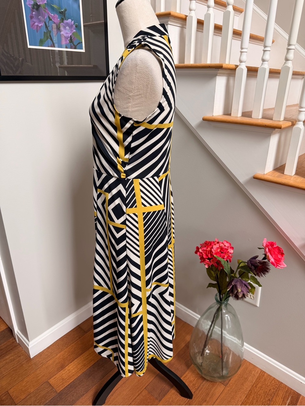 Jones New York Medium Sleeveless Navy and White Striped Midi Dress Yellow Accent - Picture 5 of 7